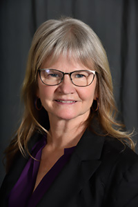 Teri Holt, C.MH.